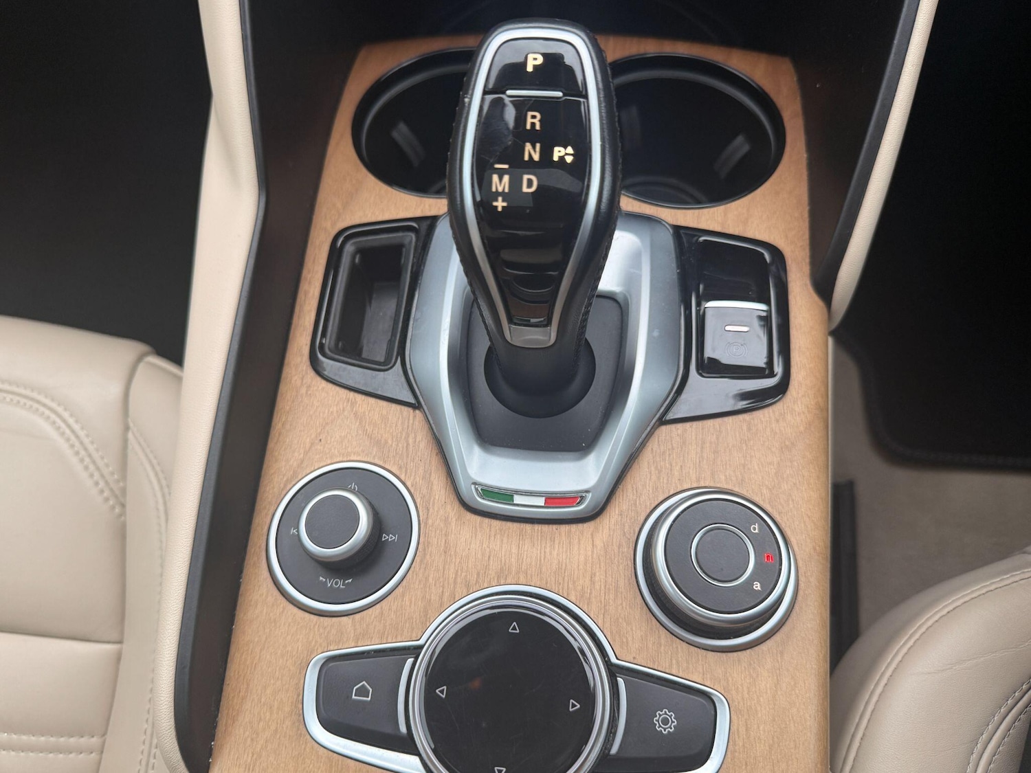 Used Alfa Romeo Giulia 2021 for sale - 76832428: Photo 9