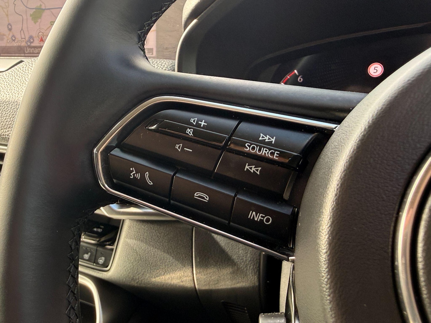 Used Mazda CX-60 2024 for sale - 75884979: Photo 11