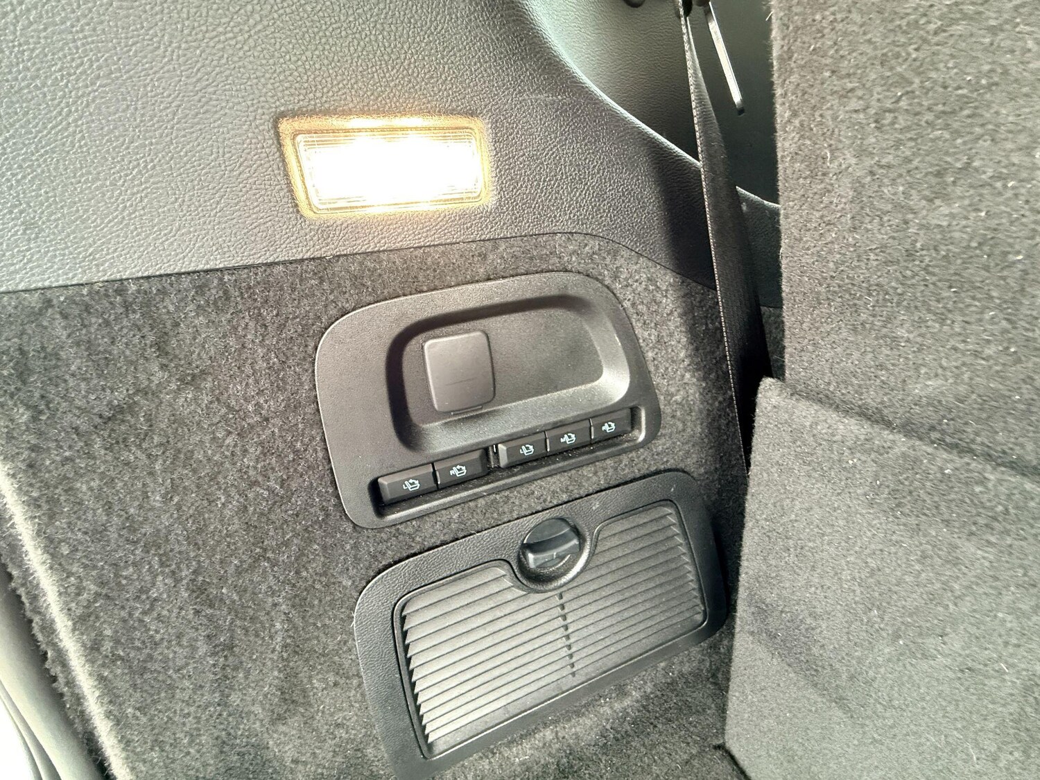 Used Ford Galaxy 2022 for sale - 77854178: Photo 17