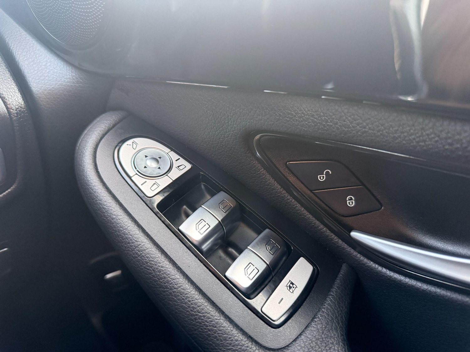 Used Mercedes-Benz GLC 2020 for sale - 77330979: Photo 17