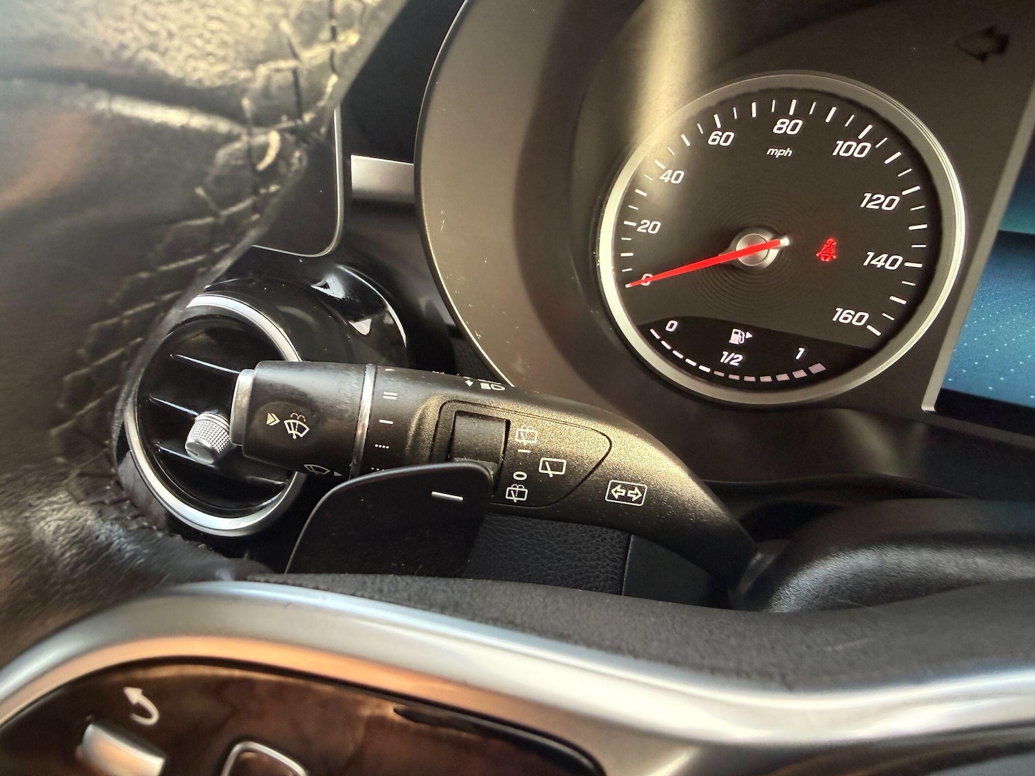 Used Mercedes-Benz GLC 2020 for sale - 77330979: Photo 29