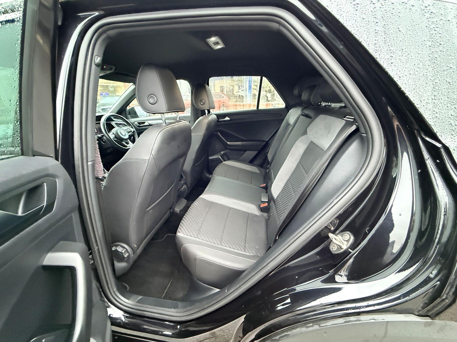 Used Volkswagen T-Roc 2021 for sale - 77537227: Photo 10