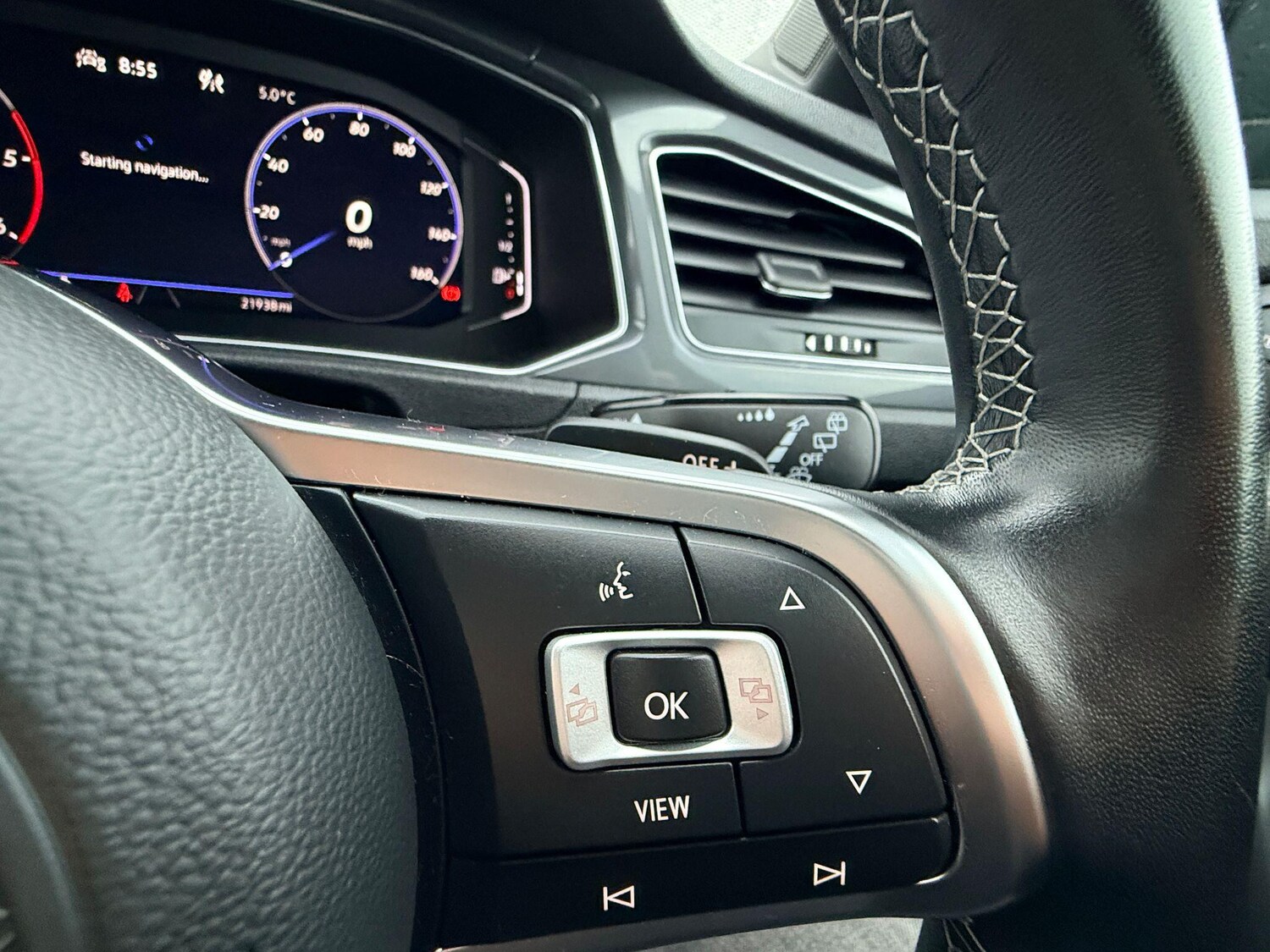 Used Volkswagen T-Roc 2021 for sale - 77537227: Photo 14