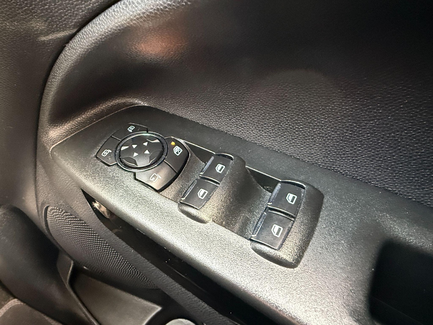 Used Ford Ecosport 2018 for sale - 76433401: Photo 19