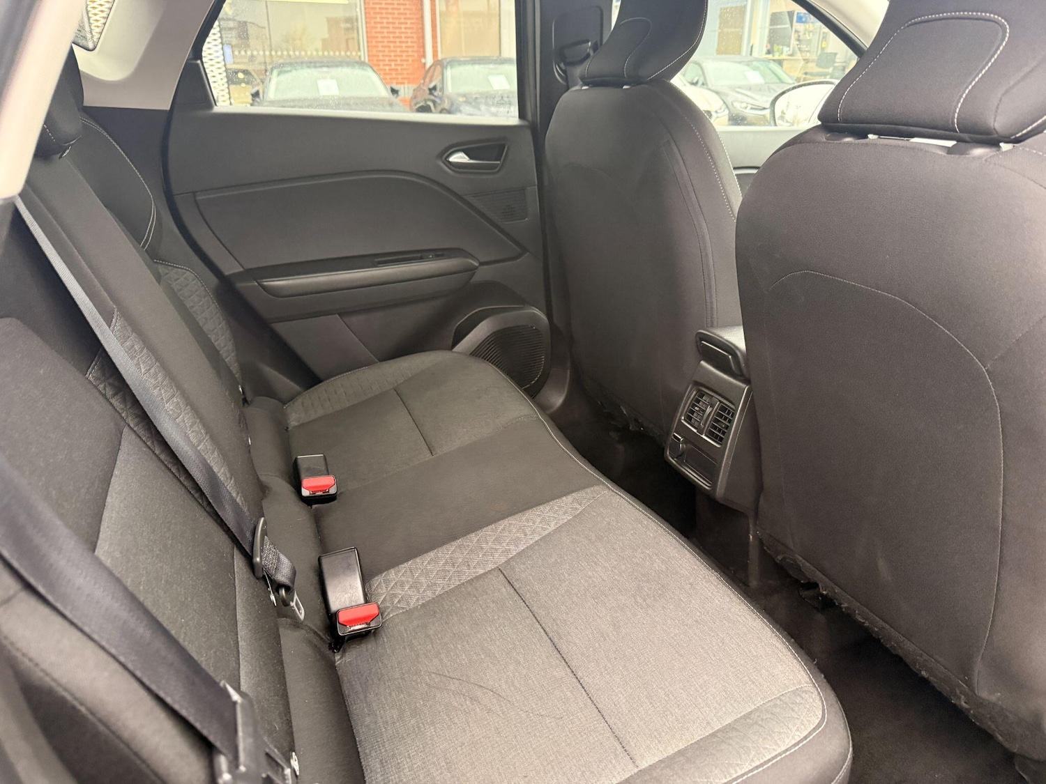 Used Renault Captur for sale - 77710230: Photo 11