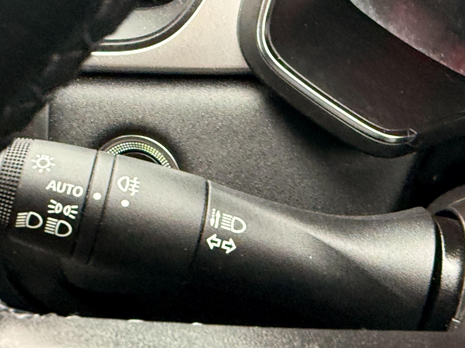 Used Renault Captur for sale - 77710230: Photo 16