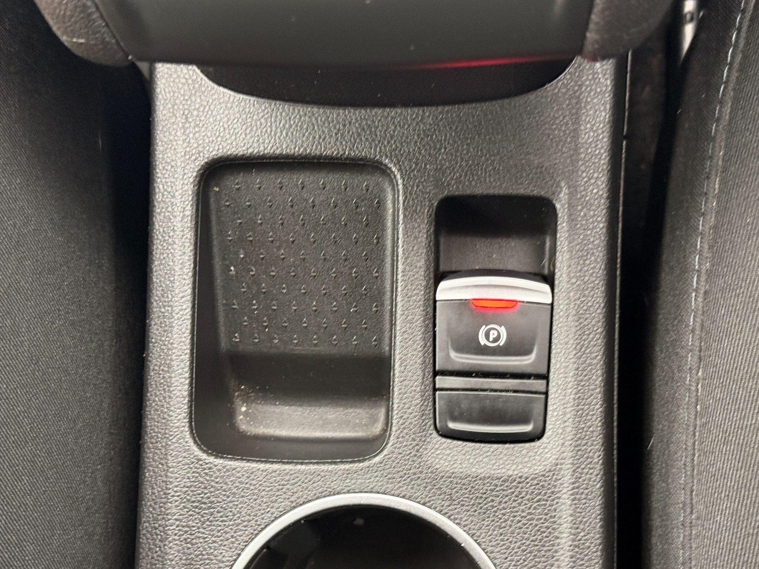 Used Renault Captur for sale - 77710230: Photo 17