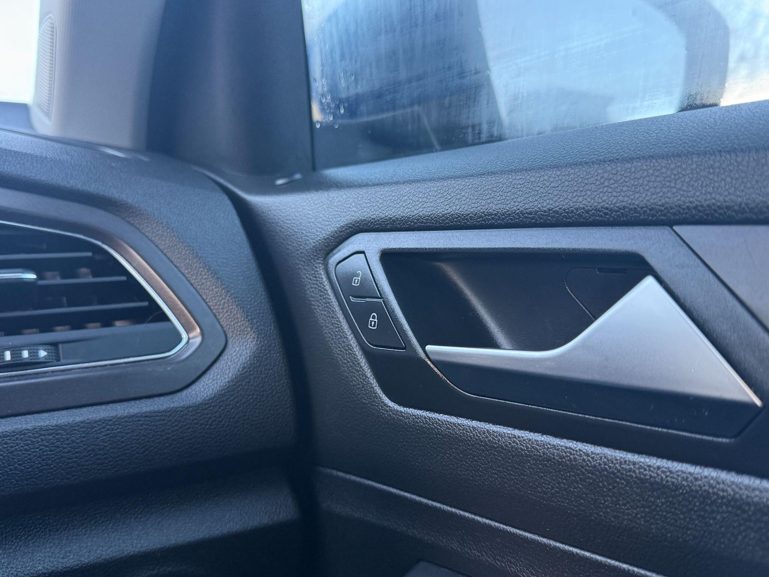 Used Volkswagen T-Roc 2019 for sale - 77214796: Photo 31