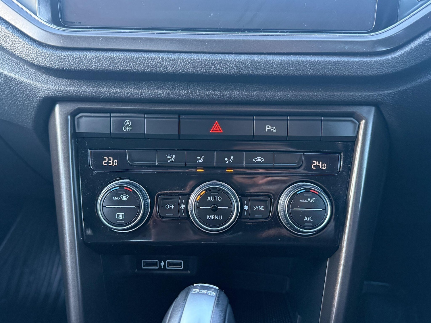 Used Volkswagen T-Roc 2019 for sale - 77214796: Photo 32