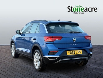 Used Volkswagen T-Roc 2019 for sale - 77214796: Photo