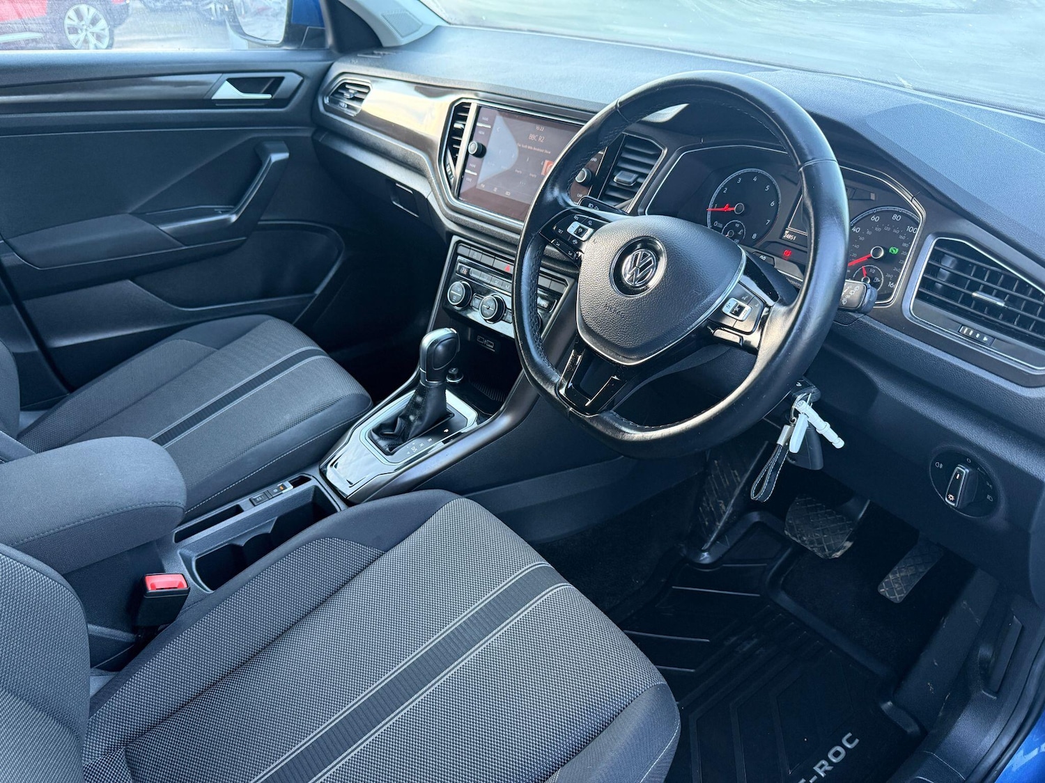 Used Volkswagen T-Roc 2019 for sale - 77214796: Photo 9