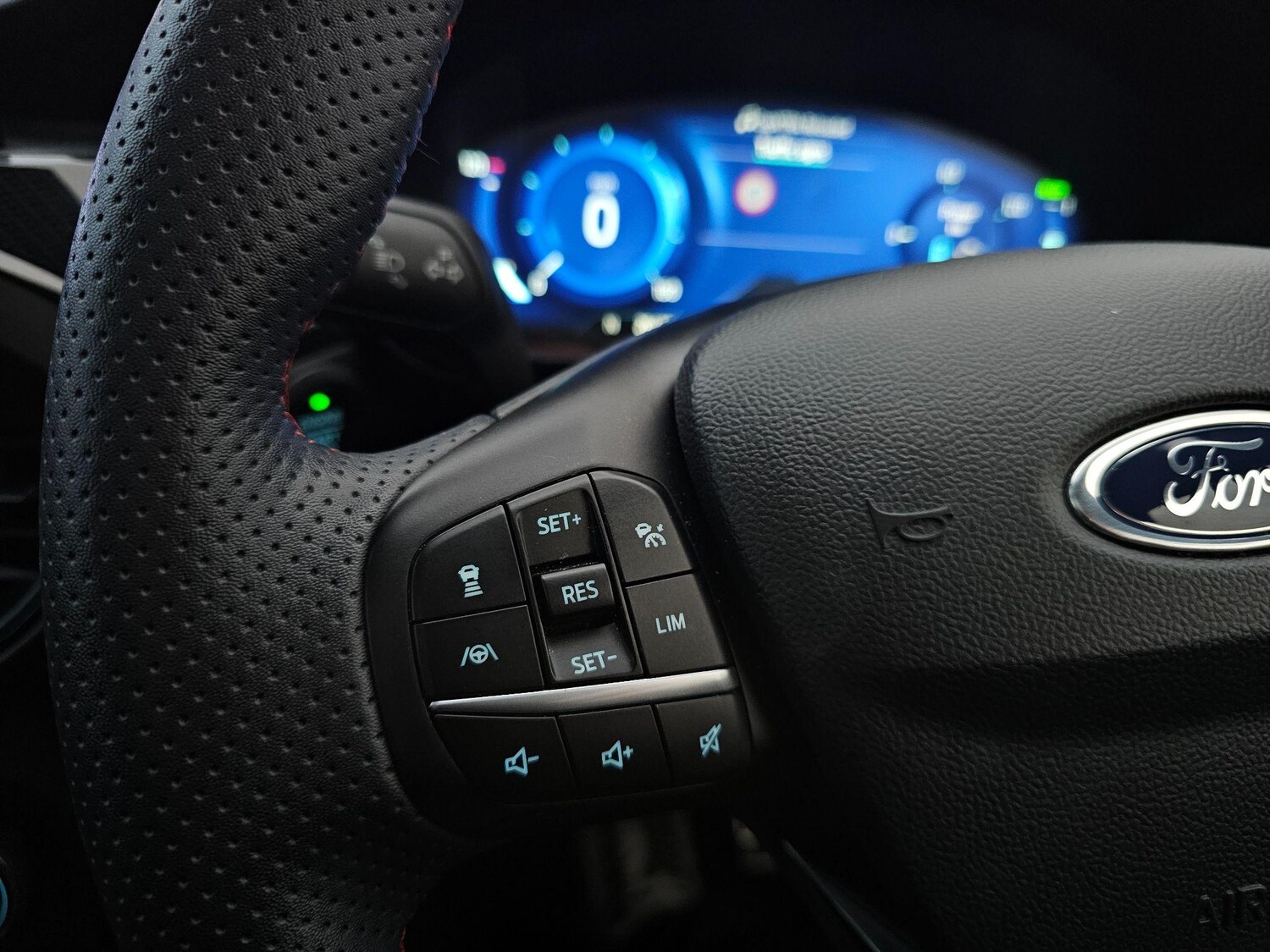 Used Ford Kuga 2023 for sale - 76247238: Photo 15