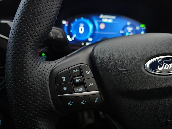 Used Ford Kuga 2023 for sale - 76247238: Photo 15