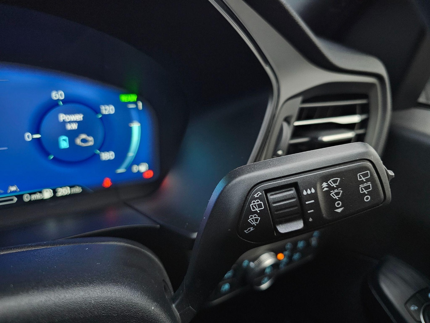 Used Ford Kuga 2023 for sale - 76247238: Photo 22