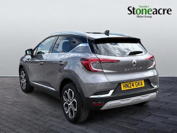Used Renault Captur 2024 for sale - 79859800: Photo