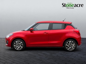 Used Suzuki Swift 2021 for sale - 79589530: Photo