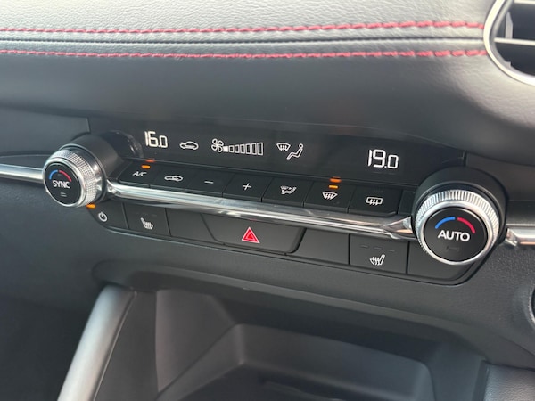 Used Mazda Mazda3 2025 for sale - 76151596: Photo 18