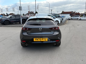 Used Mazda Mazda3 2025 for sale - 76151596: Photo 4