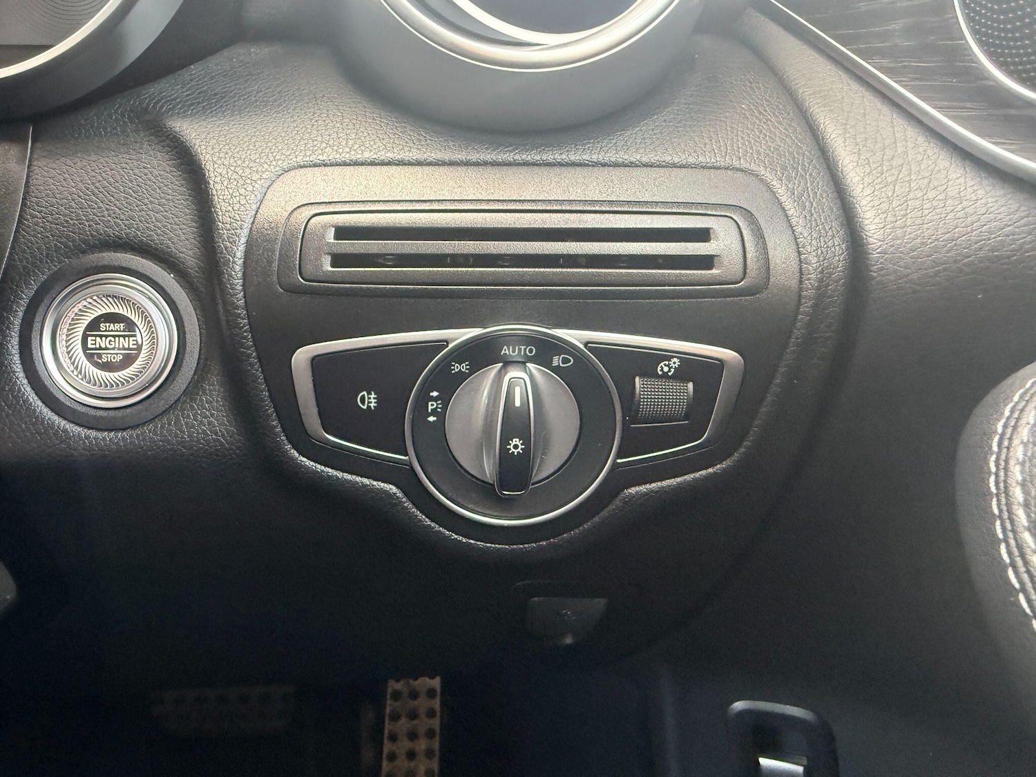 Used Mercedes-Benz GLC 2021 for sale - 76512564: Photo 13