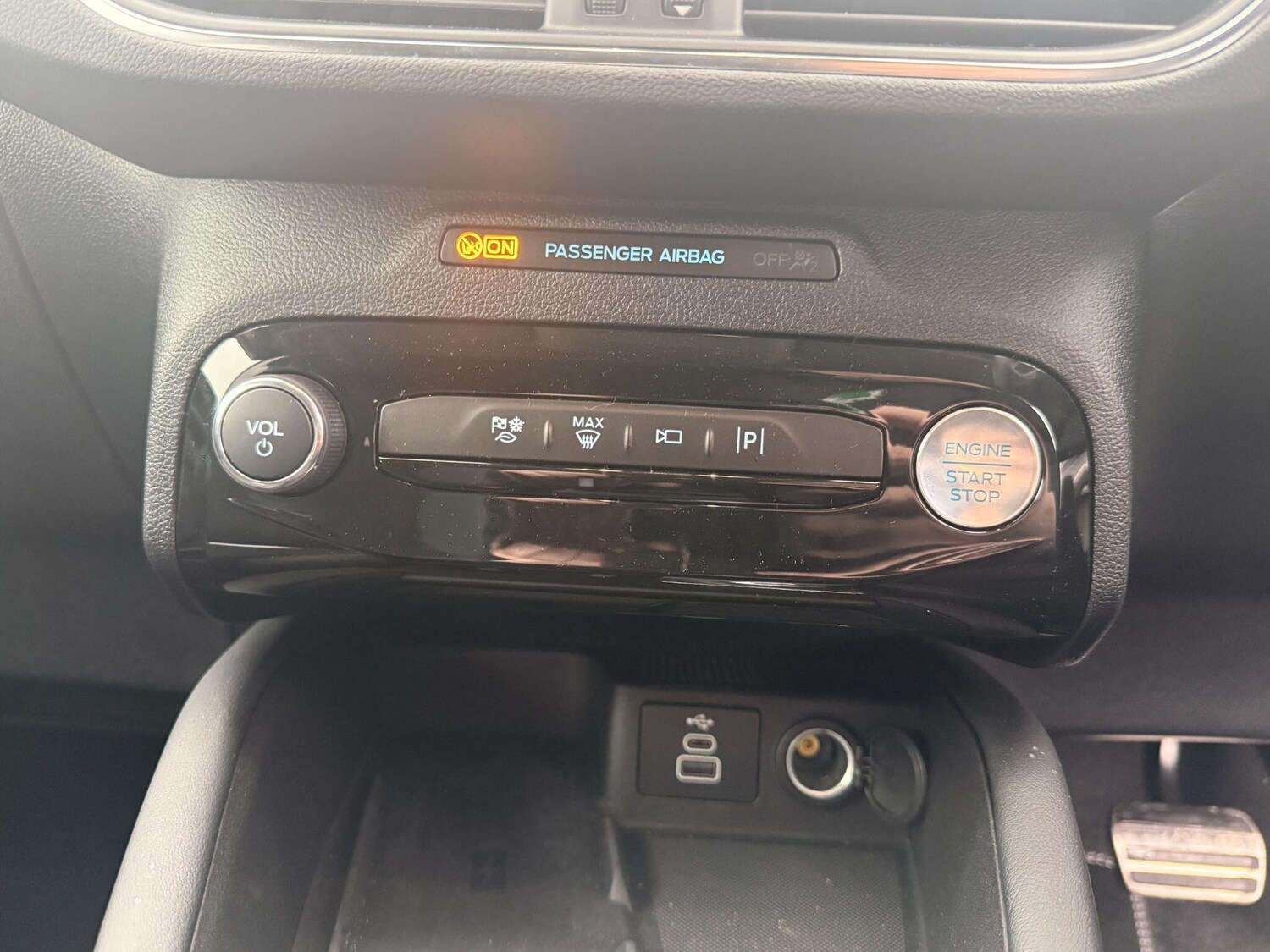 Used Ford Kuga 2025 for sale - 77710163: Photo 32