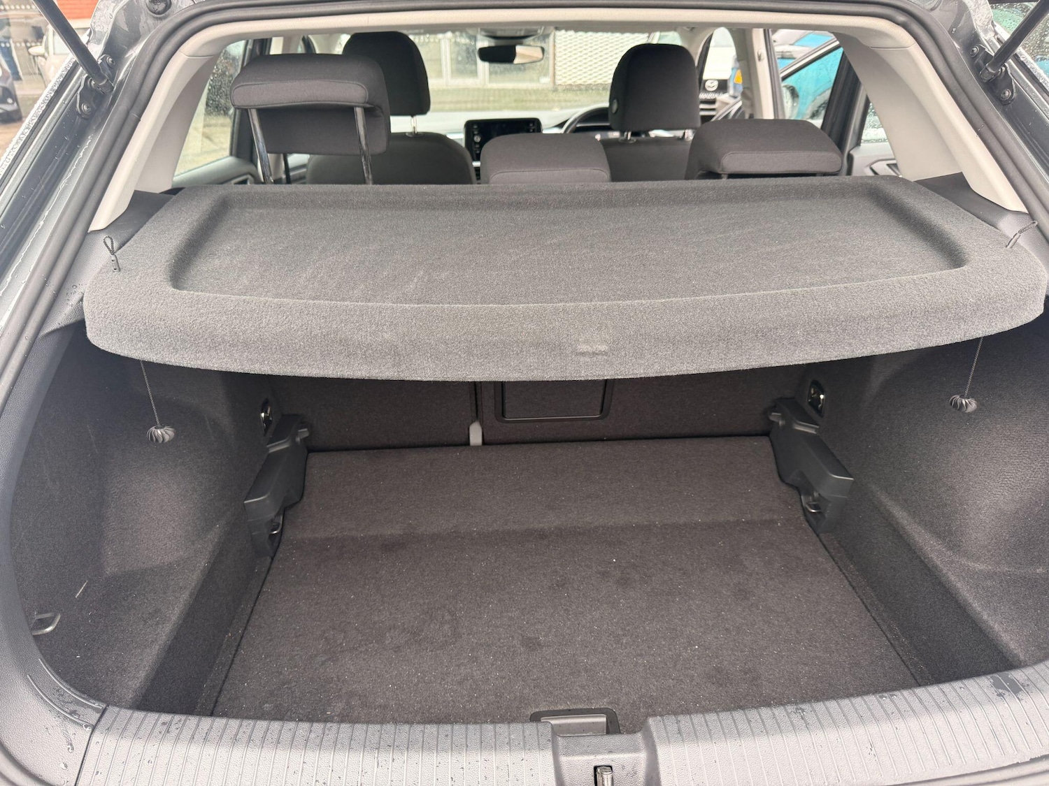 Used Volkswagen T-Roc 2023 for sale - 77709948: Photo 27