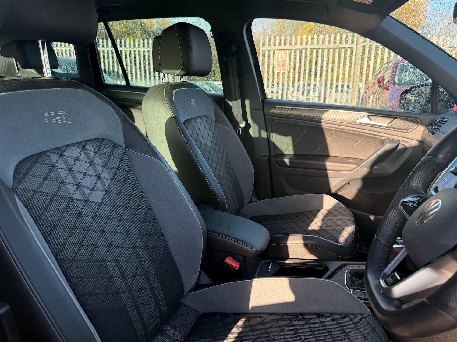 Used Volkswagen Tiguan 2023 for sale - 76538278: Photo 12