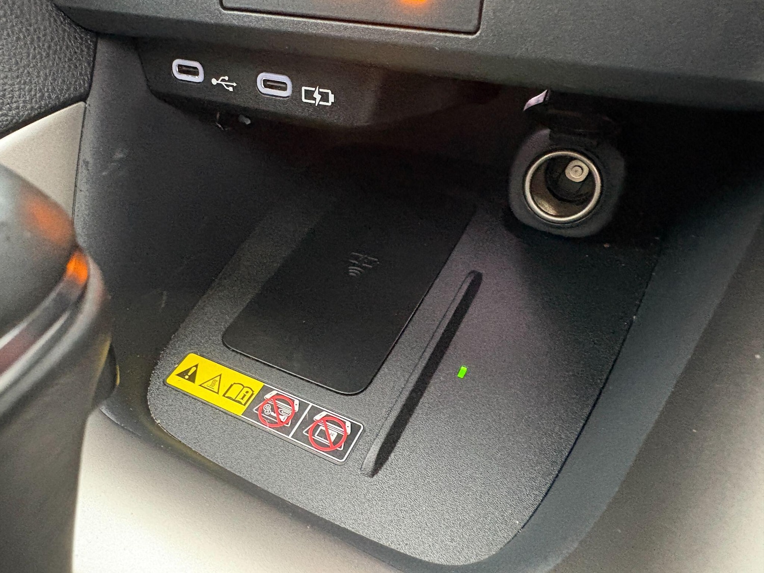 Used Mazda Mazda2 HYBRID 2024 for sale - 76995218: Photo 16