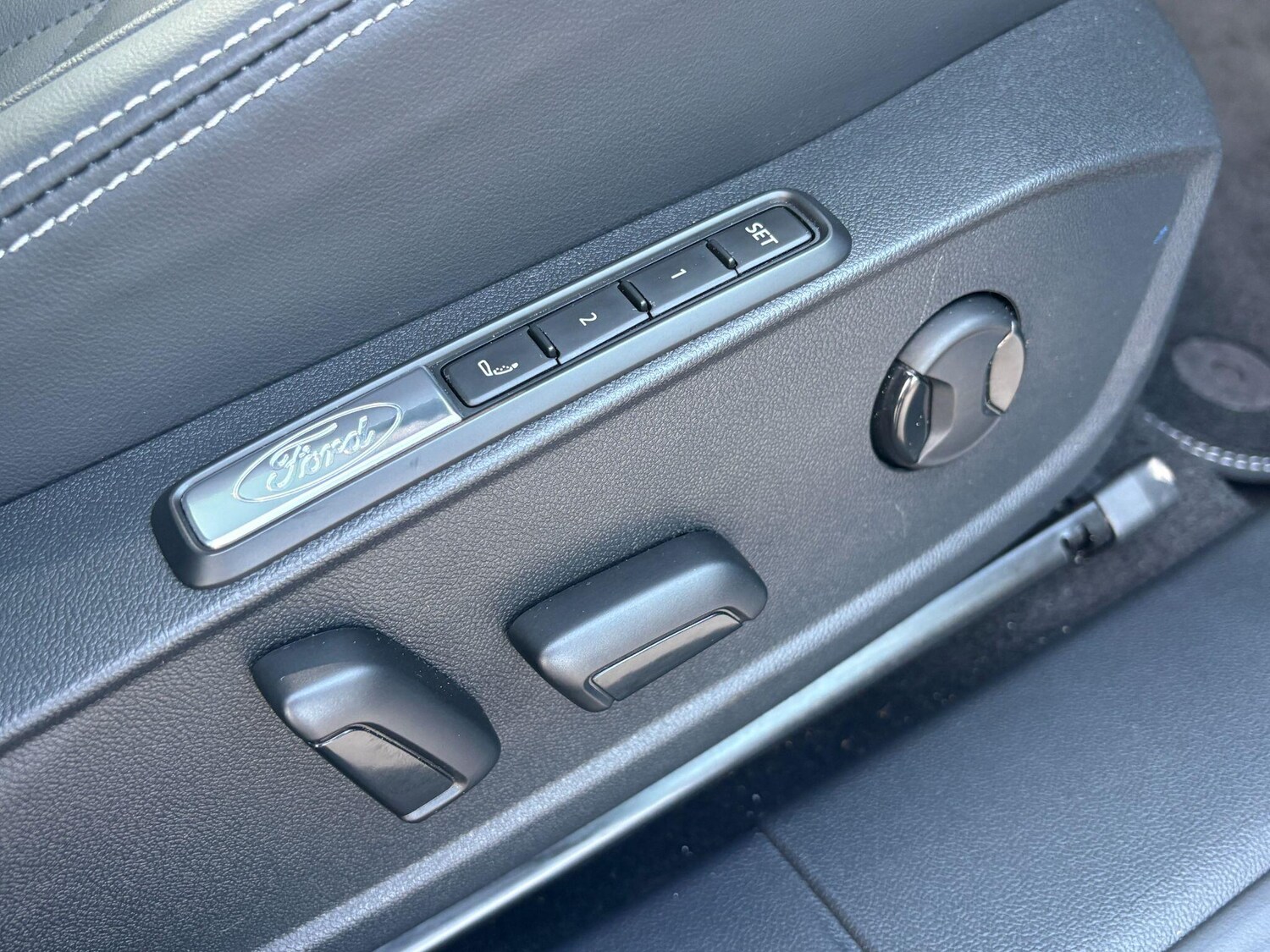 Used Ford Explorer 2025 for sale - 77710266: Photo 24