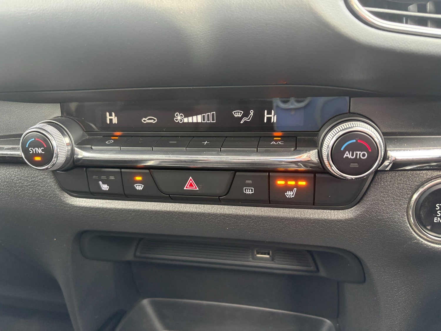 Used Mazda CX-30 2021 for sale - 76633720: Photo 14