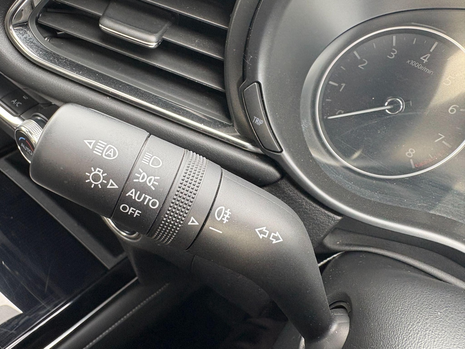 Used Mazda CX-30 2021 for sale - 76633720: Photo 17