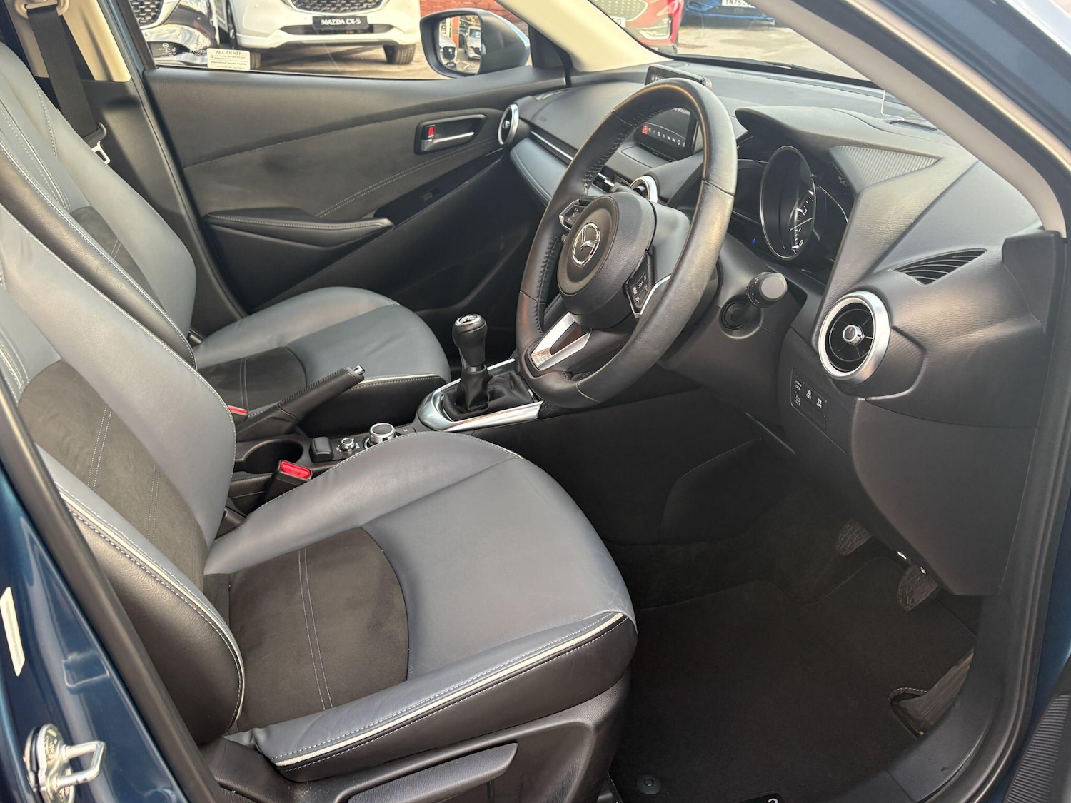 Used Mazda Mazda2 2021 for sale - 76743117: Photo 14