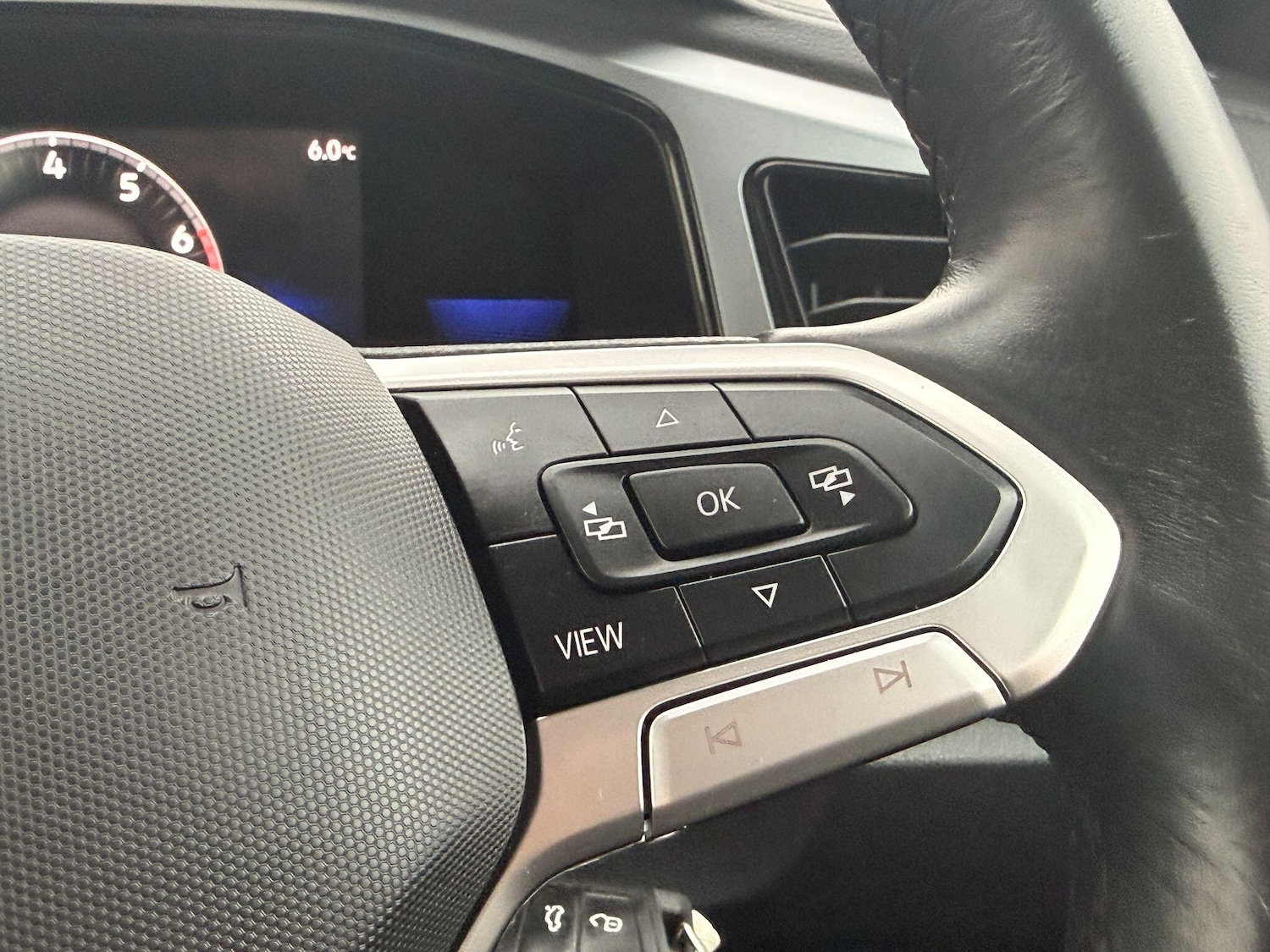 Used Volkswagen T-Roc 2022 for sale - 77175110: Photo 13