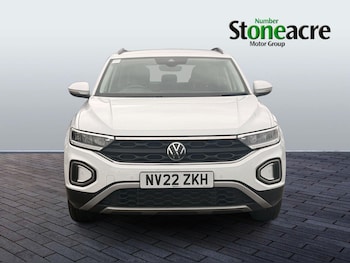 Used Volkswagen T-Roc 2022 for sale - 77175110: Photo