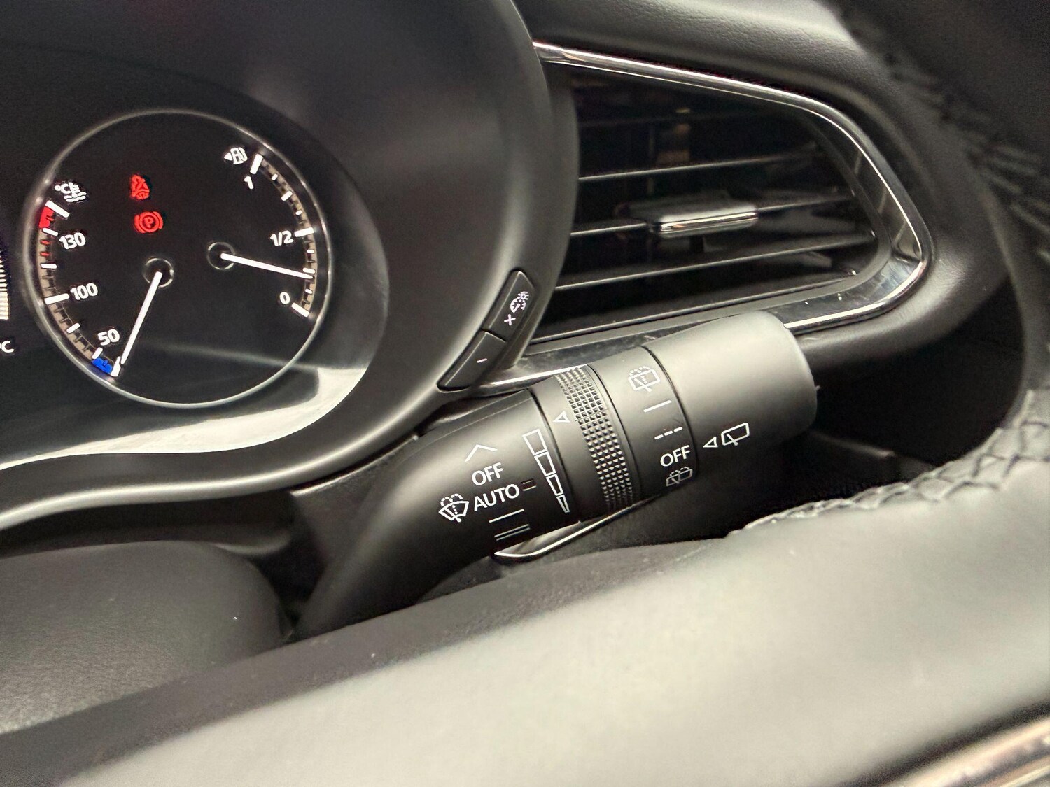 Used Mazda CX-30 2023 for sale - 76337318: Photo 13