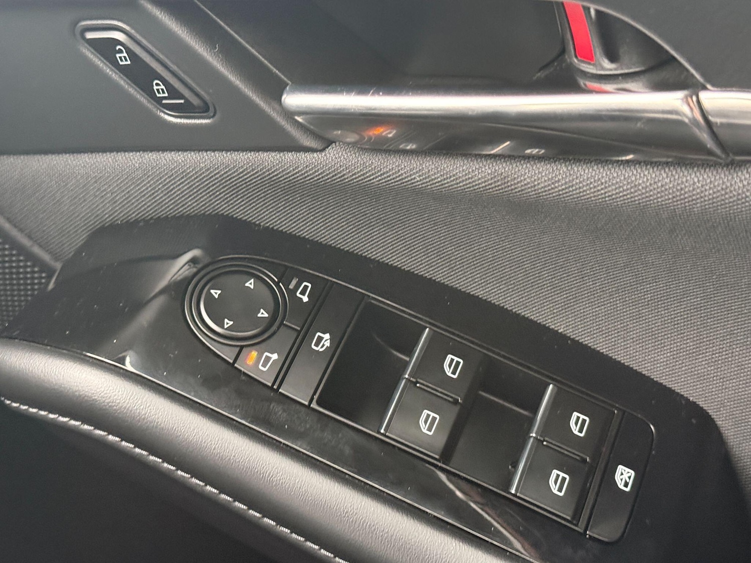 Used Mazda CX-30 2023 for sale - 76337318: Photo 18
