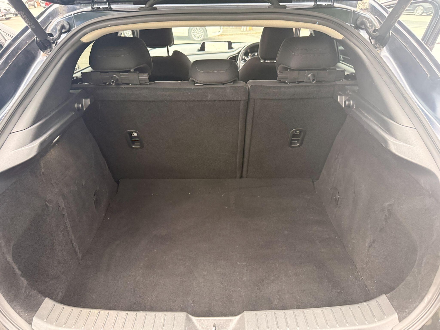 Used Mazda CX-30 2023 for sale - 76337318: Photo 25
