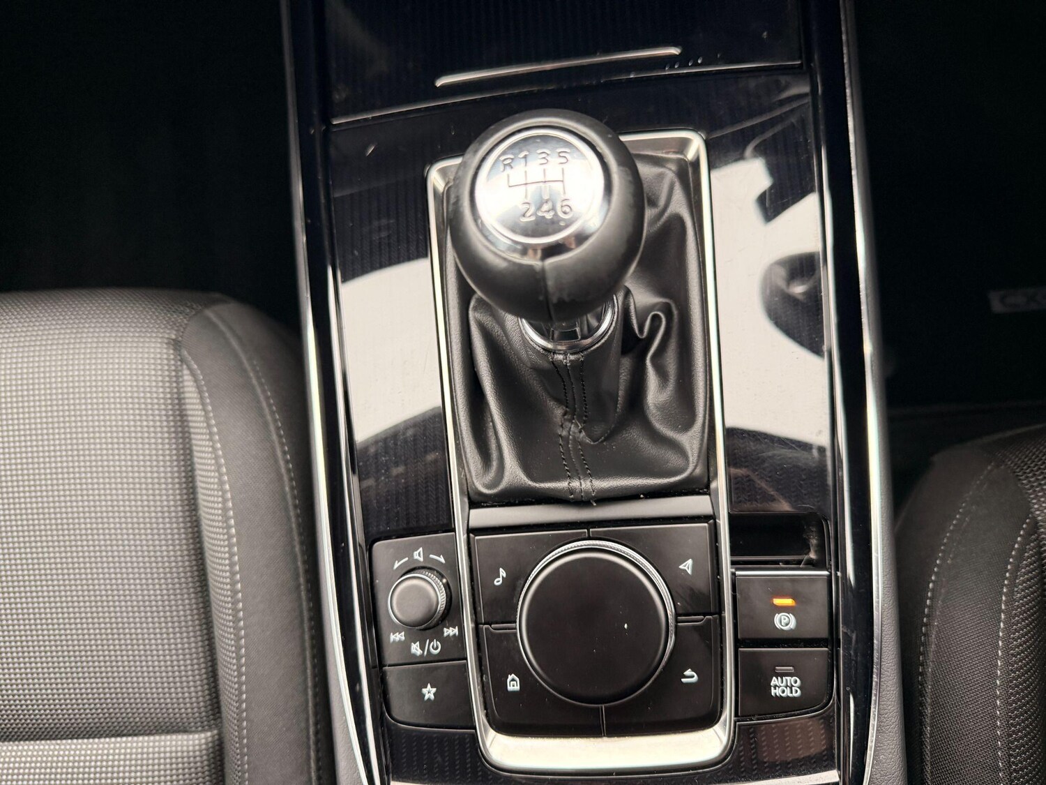 Used Mazda CX-30 2023 for sale - 76337318: Photo 9