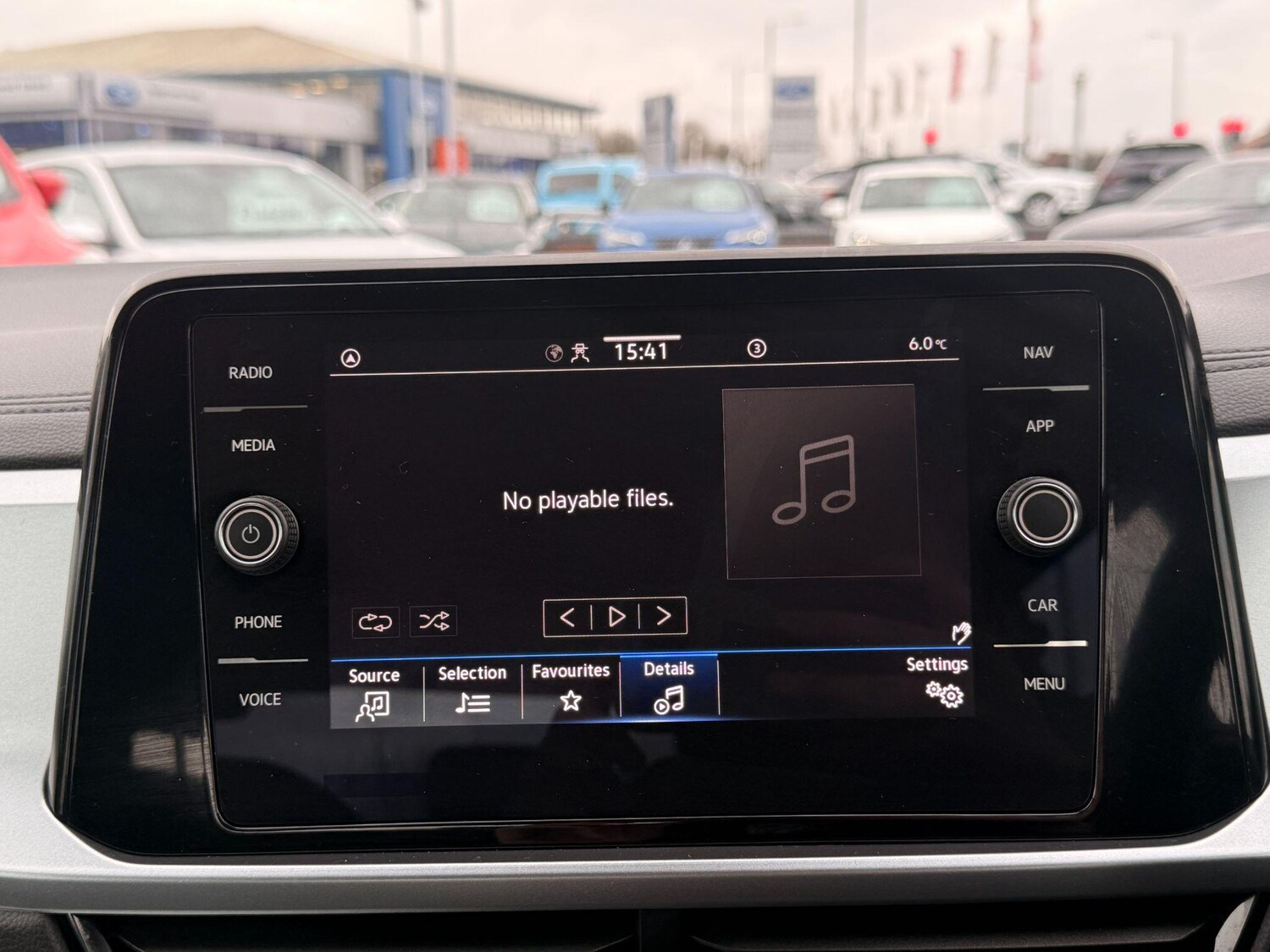 Used Volkswagen T-Roc for sale - 77496152: Photo 21