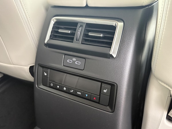 Used Mazda CX-80 2025 for sale - 76151388: Photo 15