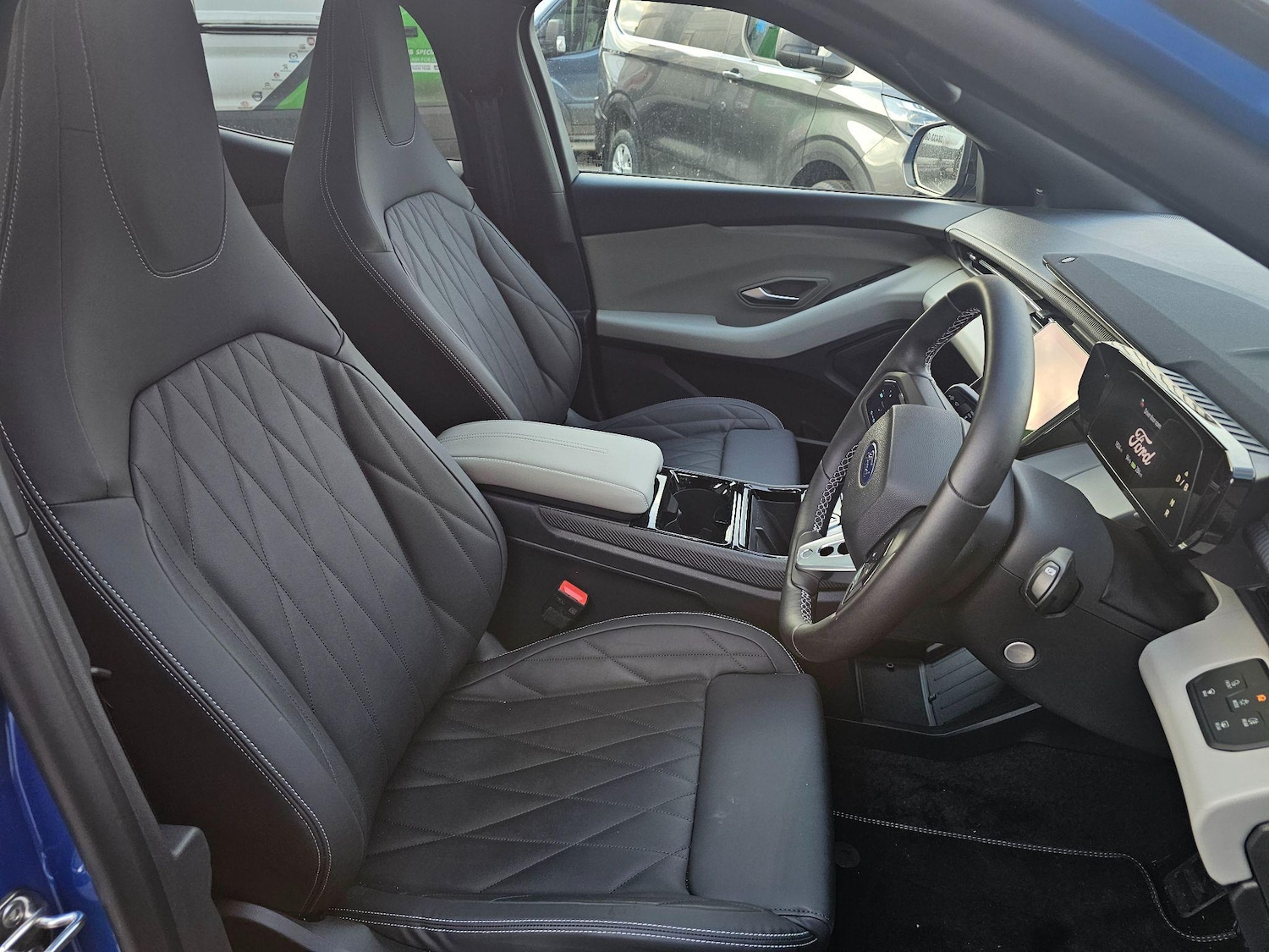 Used Ford Capri 2024 for sale - 76348945: Photo 12