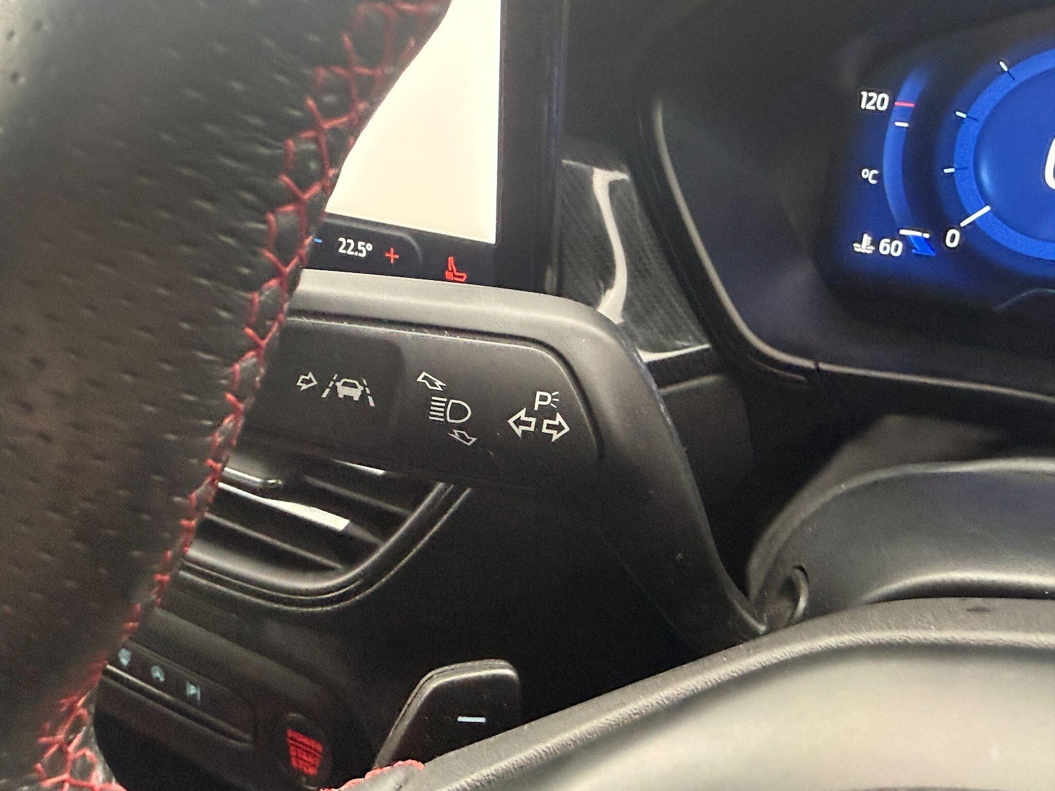 Used Ford Focus 2022 for sale - 76952405: Photo 15