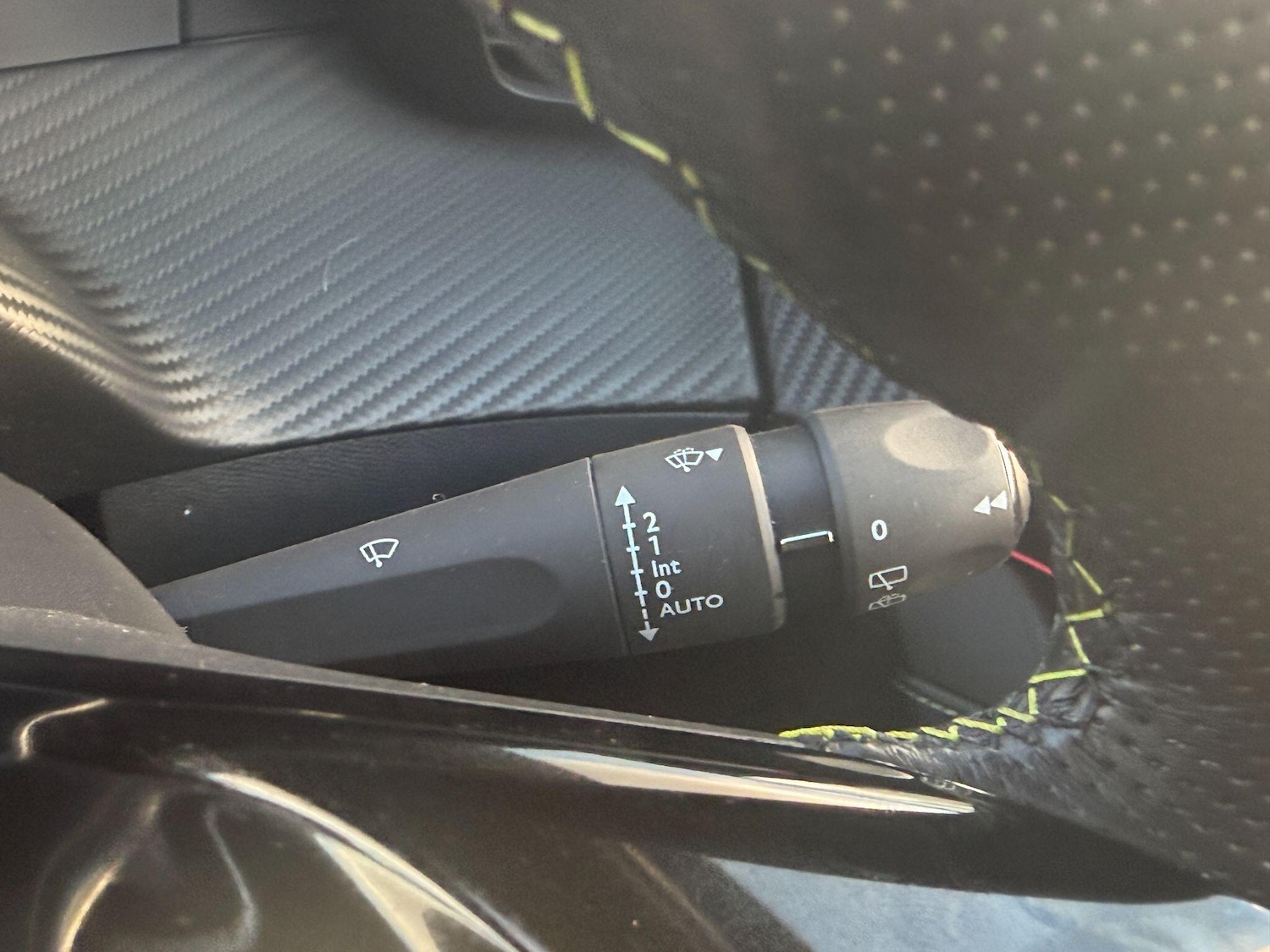 Used Peugeot 208 2023 for sale - 76537937: Photo 14