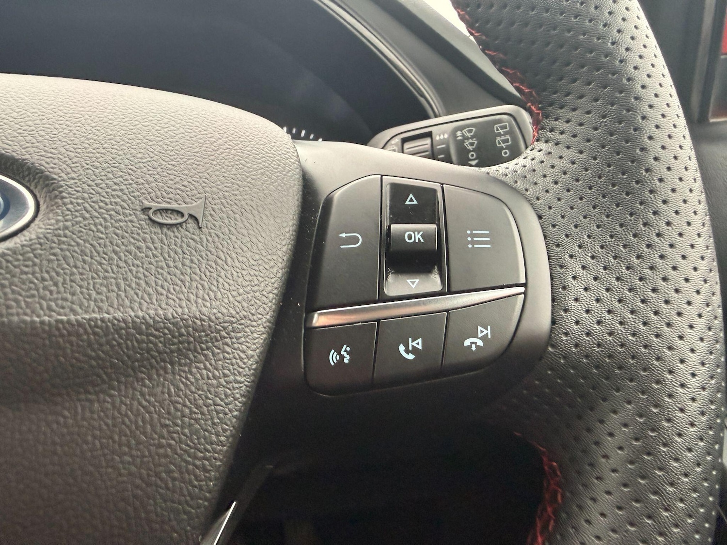 Used Ford Focus 2023 for sale - 76370423: Photo 12