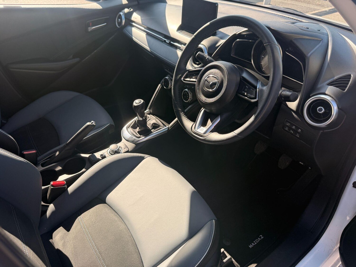 Used Mazda Mazda2 2022 for sale - 76122945: Photo 11