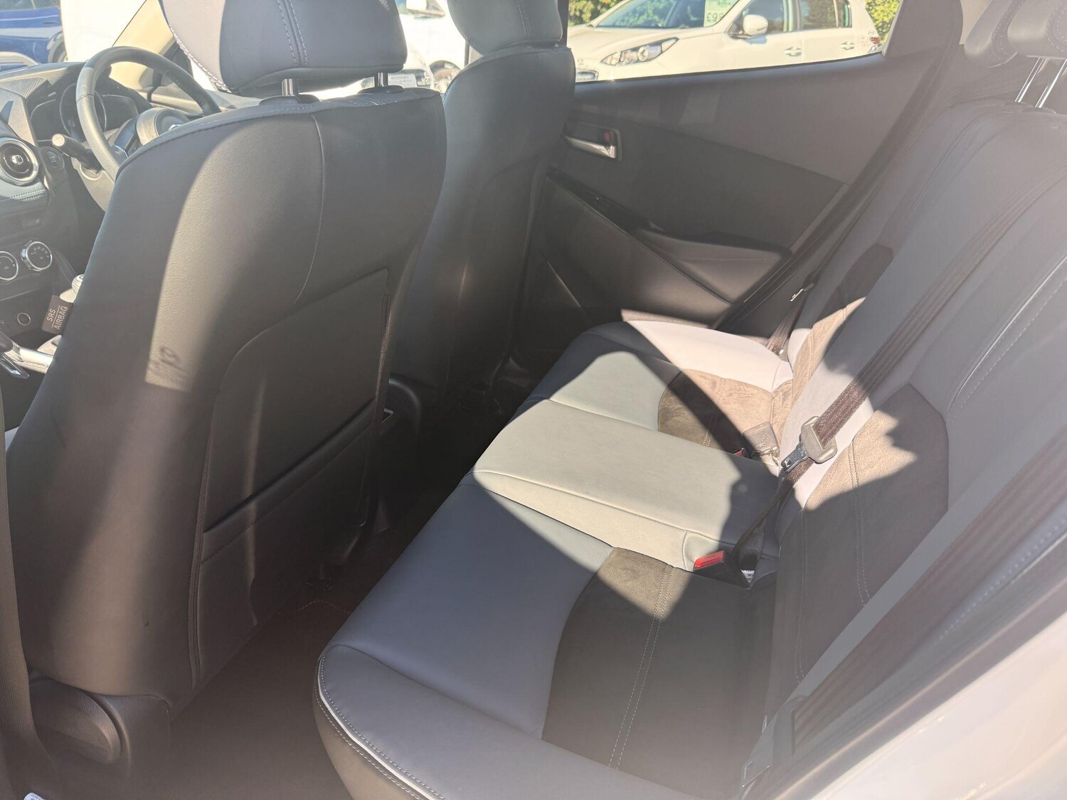 Used Mazda Mazda2 2022 for sale - 76122945: Photo 12