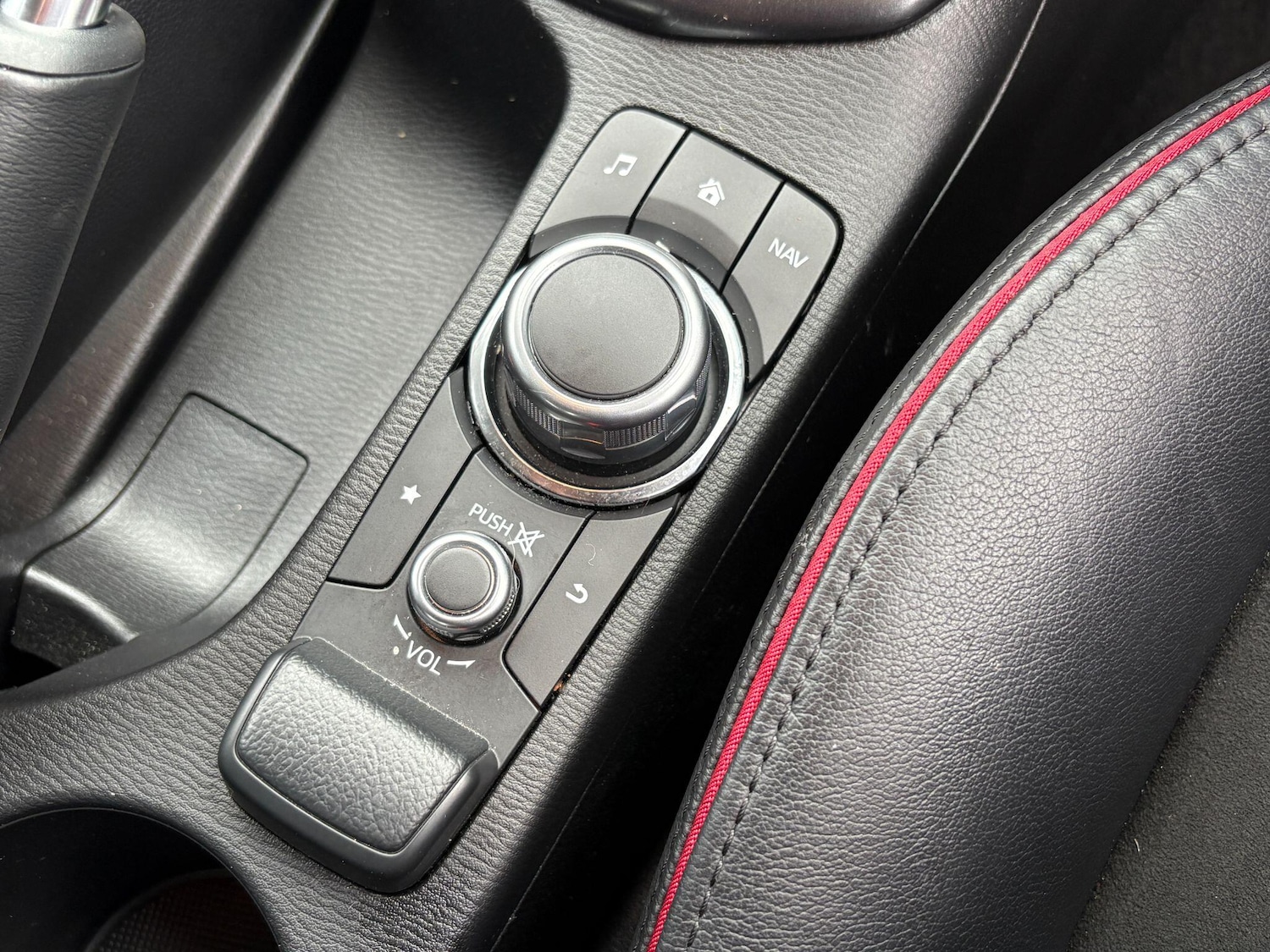 Used Mazda Mazda2 2024 for sale - 77109786: Photo 18