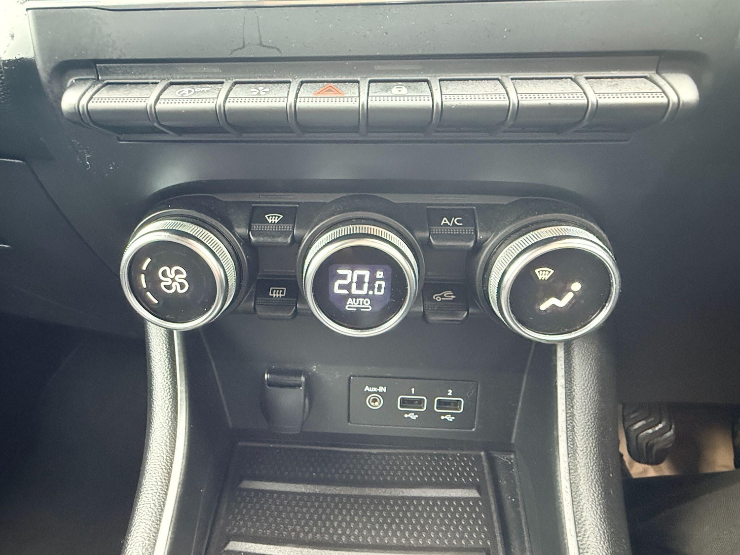 Used Renault Captur 2020 for sale - 77825121: Photo 12