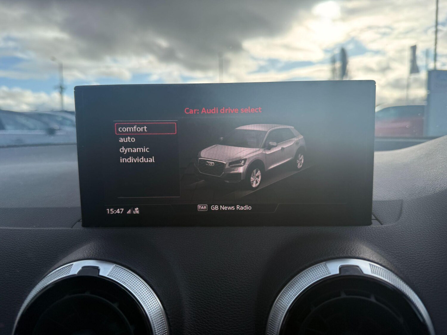 Used Audi Q2 for sale - 77925262: Photo 25