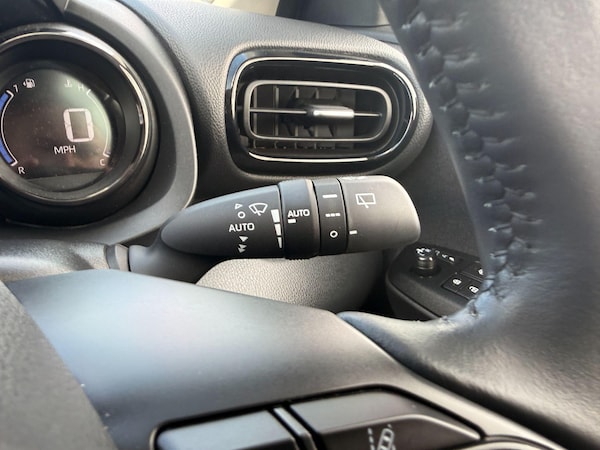 Used Mazda Mazda2 HYBRID 2023 for sale - 76072192: Photo 14