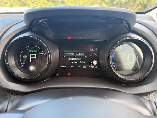 Used Mazda Mazda2 HYBRID 2023 for sale - 76072192: Photo 20